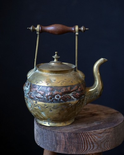 Vintage brass tea kettle - brass,
