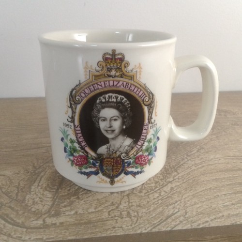 Queen elizabeth silver - queen, ii