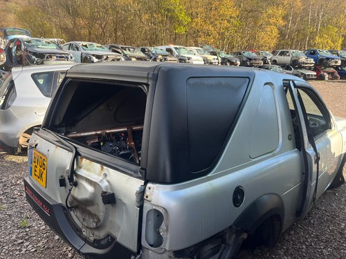 Land rover freelander - land,
