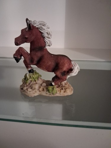 Horse figurine inch tall - horse, 3