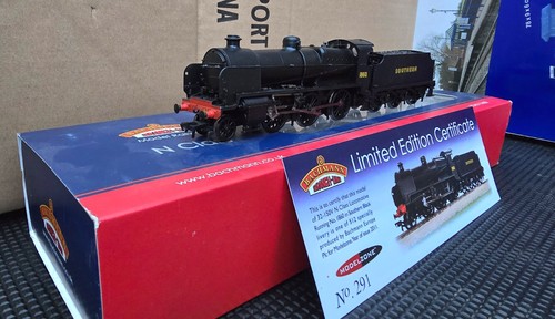 Bachmann 150v class loco - bachmann,