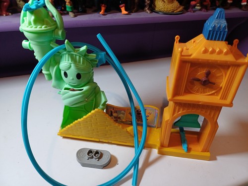 Rare jetters statue of - go,