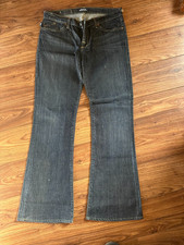 ROCK & REPUBLIC Mid Blue Bootcut Crystal Embroidered Pocket Mid Rise Jeans W30