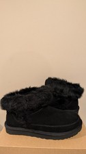 Ugg Australia  Women's Classic