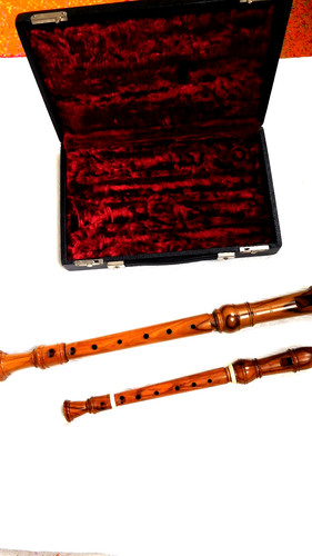 Moeck alto and descant flute