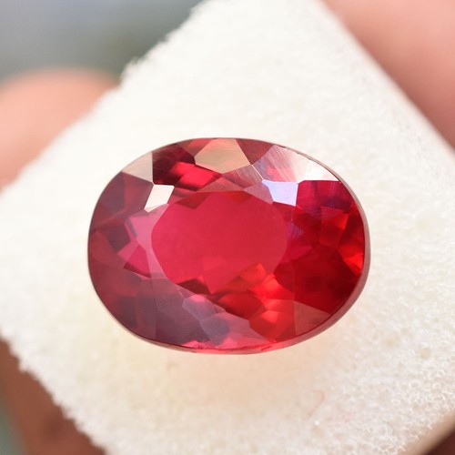 Stunning oval cut - stunning,