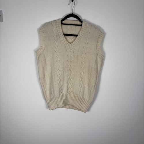 Hand knit wool aran - hand,