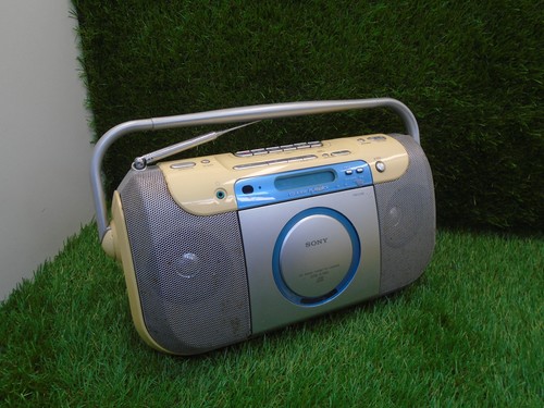 Vintage sony radio cassette - vintage,