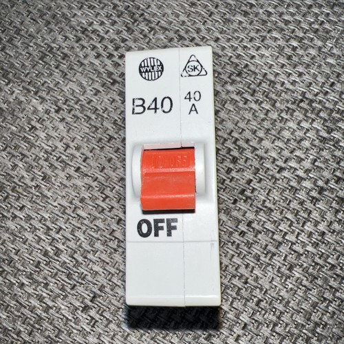 Used wylex 40a orange - 40a,