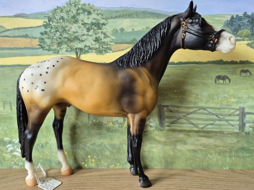Breyer traditional size horse - traditional,