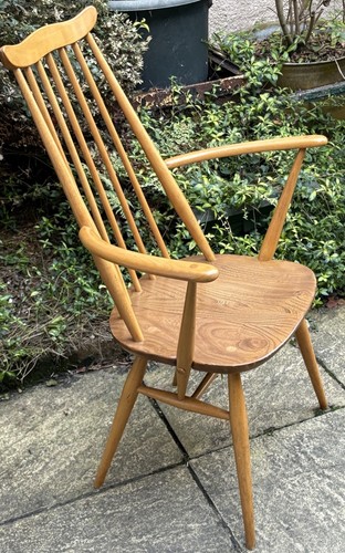 Fine retro ercol goldsmith - fine,
