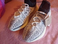 Yeezy 350 V2 CMP Jn99 Slate