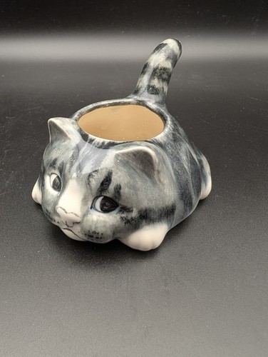 Mike hinton winstanley tabby - hinton,