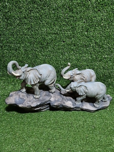 Elephant family ornament - elephant,