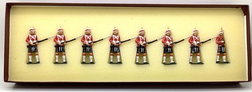 Bastion toy soldiers queen - toy,