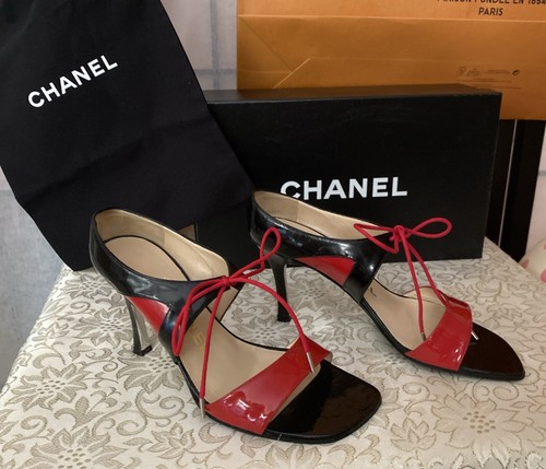 Vtg chanel red - 35, red/black