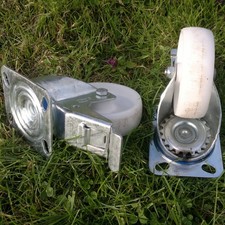 2x Heavy Duty Braked Fixed Castor wheels 100mm by KAMA