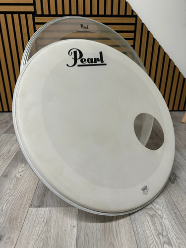 Pearl remo bass - by,