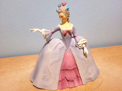 Museum costume porcelain - costume,