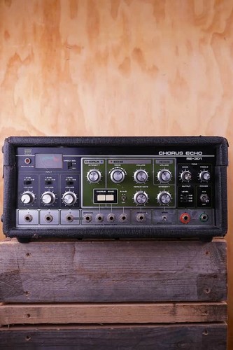 Roland space echo - space, re-301