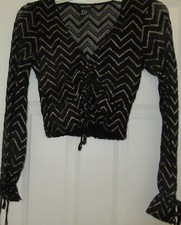 LADIES NEW LOOK LACE  BLACK & GOLD ZIG ZAG DRESSY CROP TOP size 6