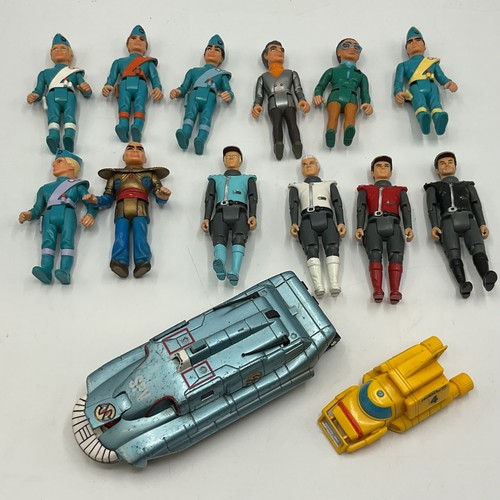 Thunderbirds captain scarlet - &,