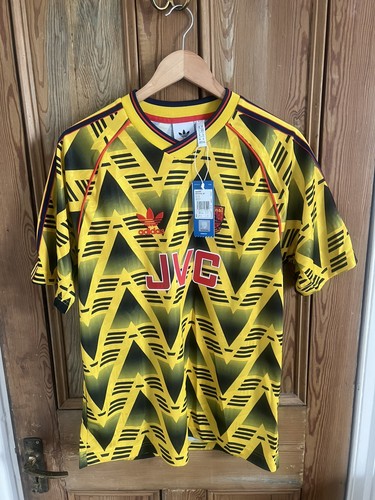 Bnwt adidas arsenal - bnwt,