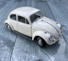 Franklin Mint Volkswagen VW Beetle Saloon 1967 White 1:24 Scale Diecast B11SS51