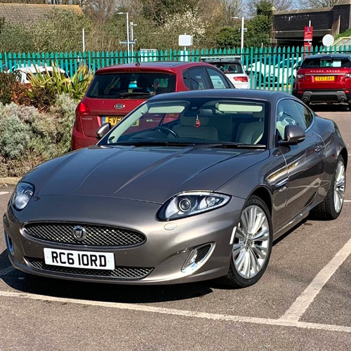 Jaguar 0 v8 - xk,