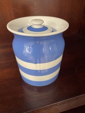 TG Green Cornishware Blue And White Lidded Jar, Medium With Green Shield