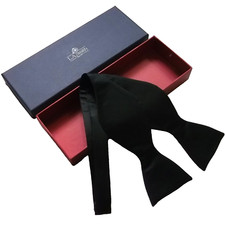 Black Bowtie Self Tie Silk Bow by Lloyd Attree & Smith New with Gift Box 14.5"