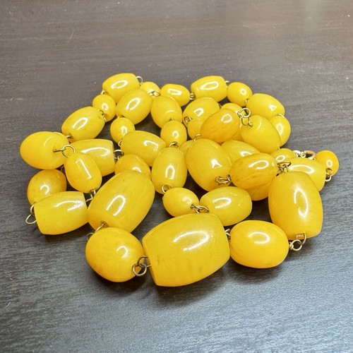 Vintage egg yolk butterscotch - vintage,