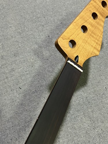 Fretless rosewood string - rosewood,