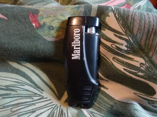 Marlboro windproof pocket - marlboro,