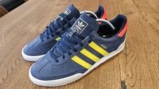 Adidas Original Jeans (FY1111)