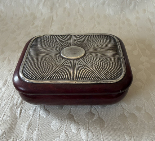 Antique small trinket box - antique,