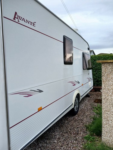Eiddis birth caravan - eiddis,