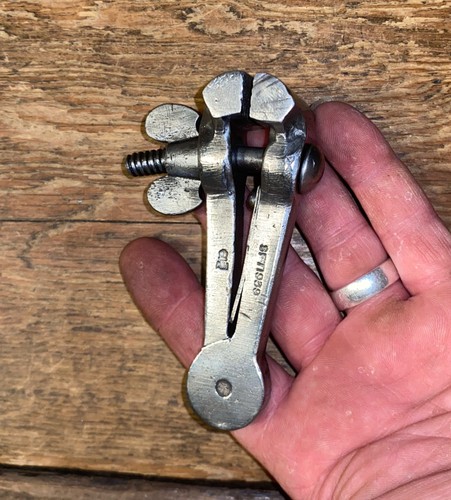 Vintage ww2 hand vice - vintage, 4”