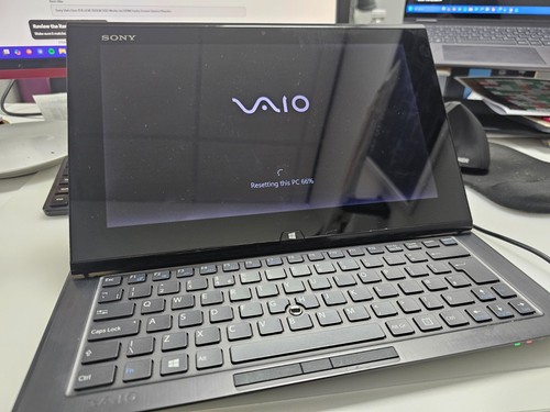 Sony vaio duo 4gb - 11, i3