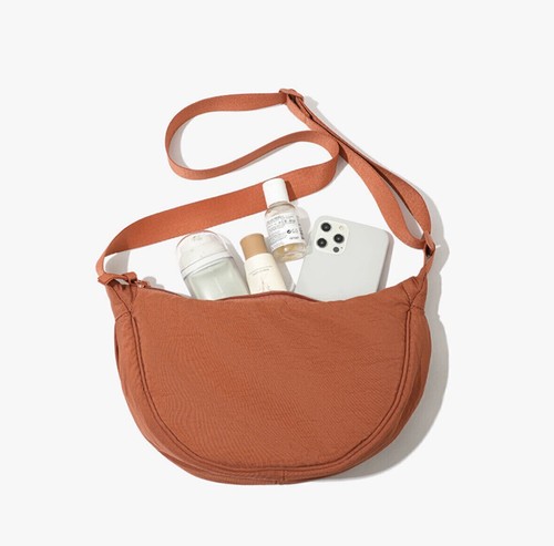 Uniqlo bag that - went, viral