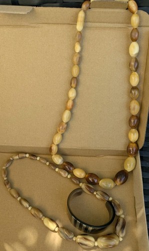 Vintage natural horn beaded - natural,
