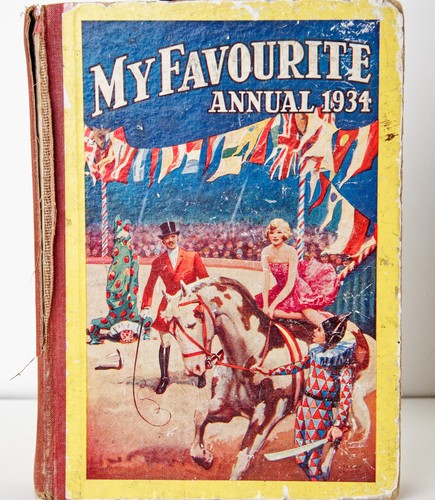 Vintage favourite annual - my,