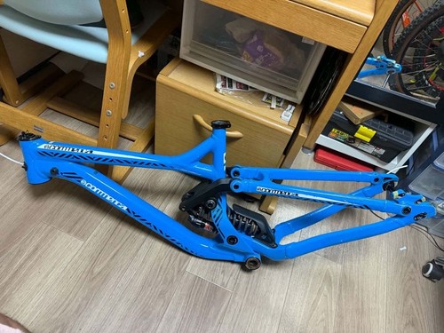 Commencal full suspension mtb - full,