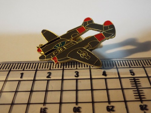 Aircraft pin badge p38 - badge,