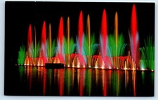 Waltzing Waters - Aquarama -