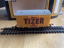 Airfix 12t Vent Van Tizer in