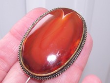 Beautiful Antique Victorian Scottish Carnelian Agate Gold Cloak Brooch Pin