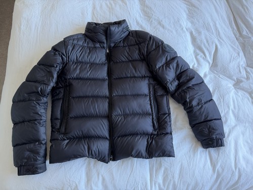Moncler men coat size - ,