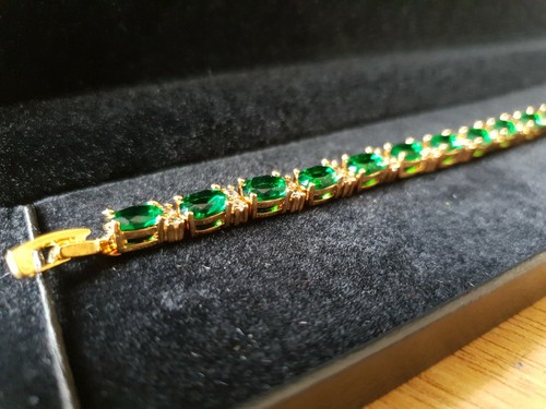 Yellow gold finish green - finish,
