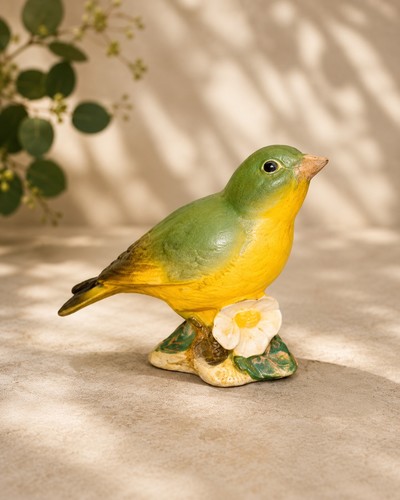 Beswick greenfinch 2105 made - beswick,